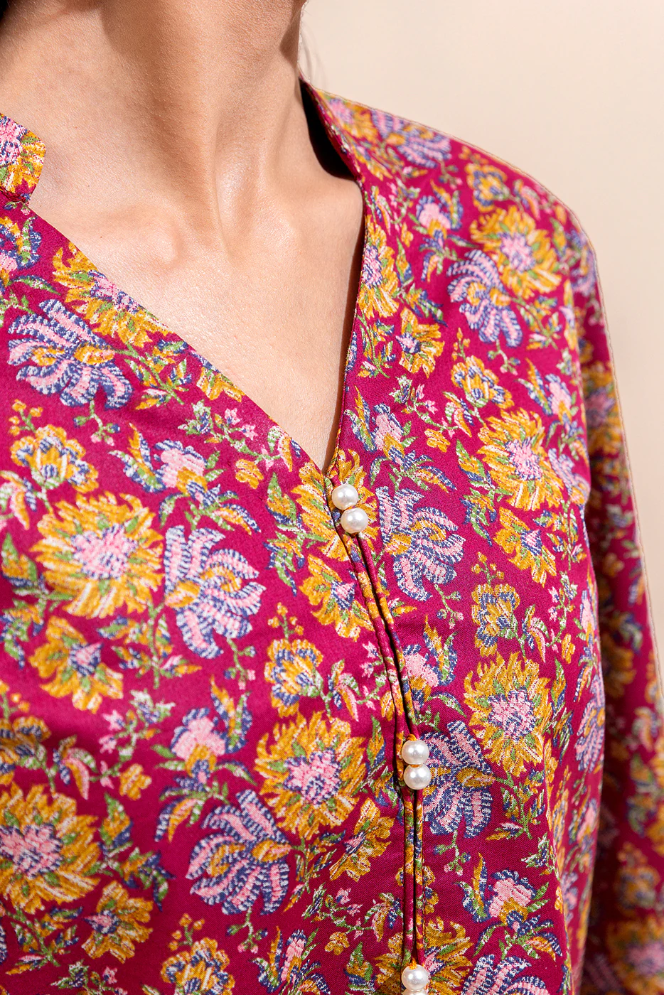 2 PIECE PRINTED LAWN SUIT-CHROMA CRIMSON (UNSTITCHED) - Image 4
