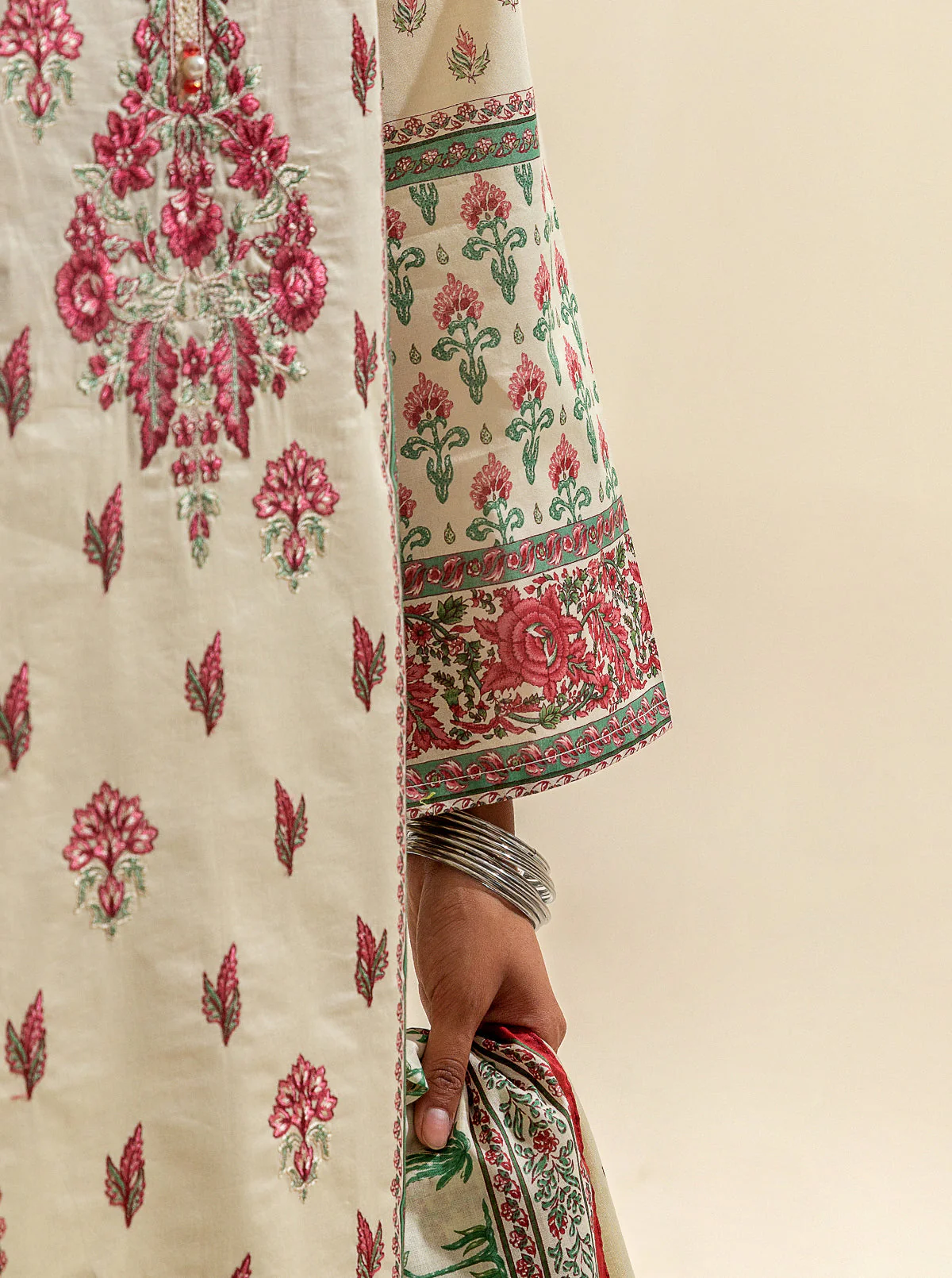 3 PIECE EMBROIDERED SUIT-MELLOW TRADITIONS (UNSTITCHED) - Image 2