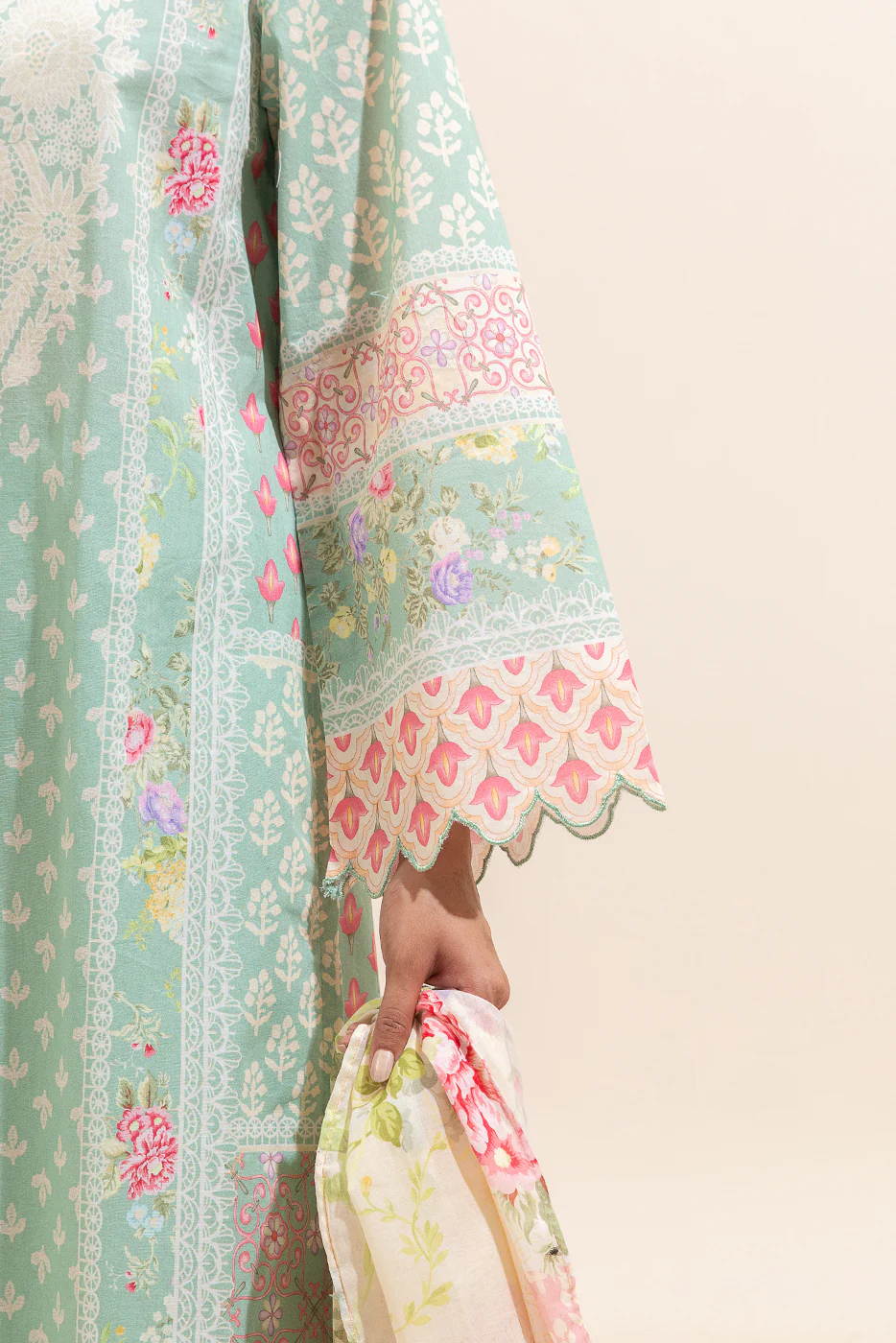 3 PIECE PRINTED LAWN SUIT-LAUREL LIGHT (UNSTITCHED) - Image 6