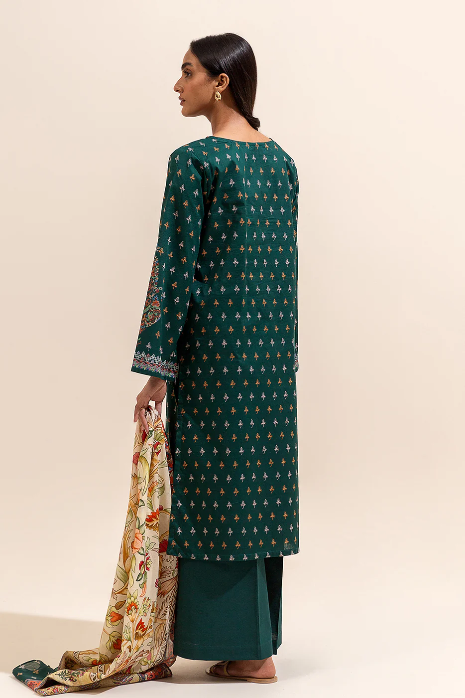 3 PIECE PRINTED LAWN SUIT-PAISLEY POISON (UNSTITCHED) - Image 5