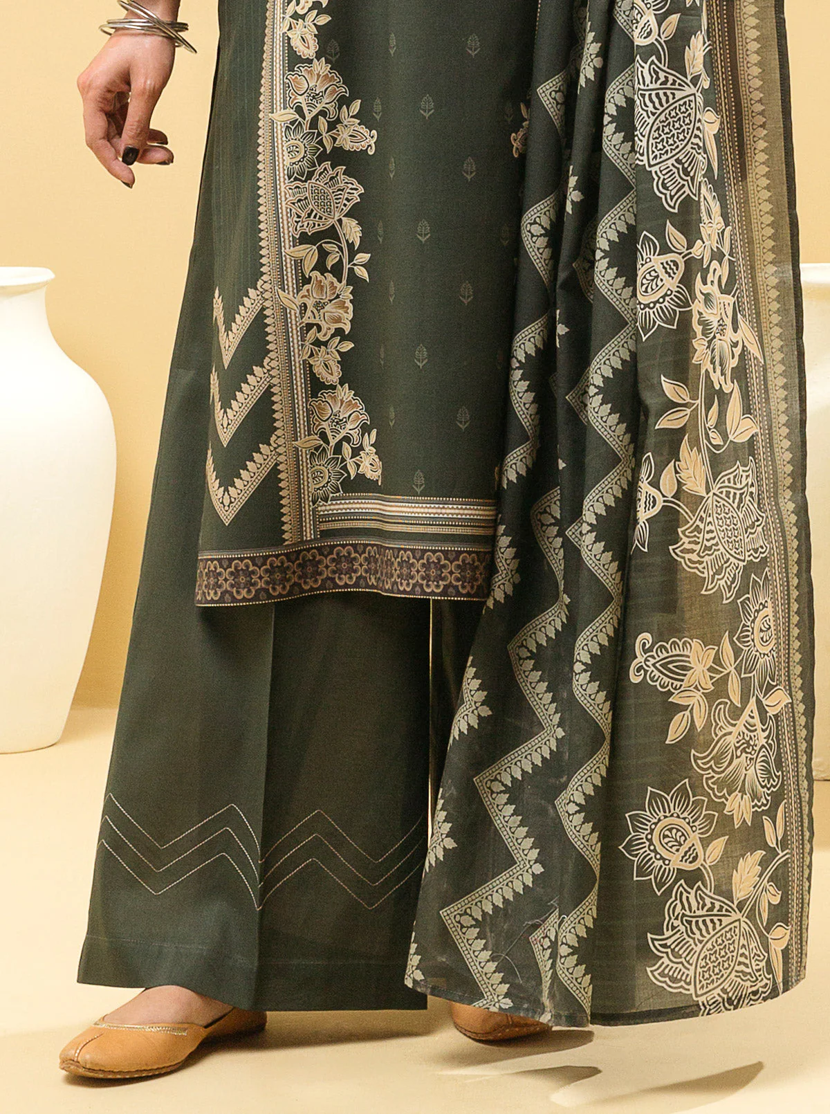 3 PIECE - PRINTED LAWN SUIT - MEADOW BLOSSOM - Image 2