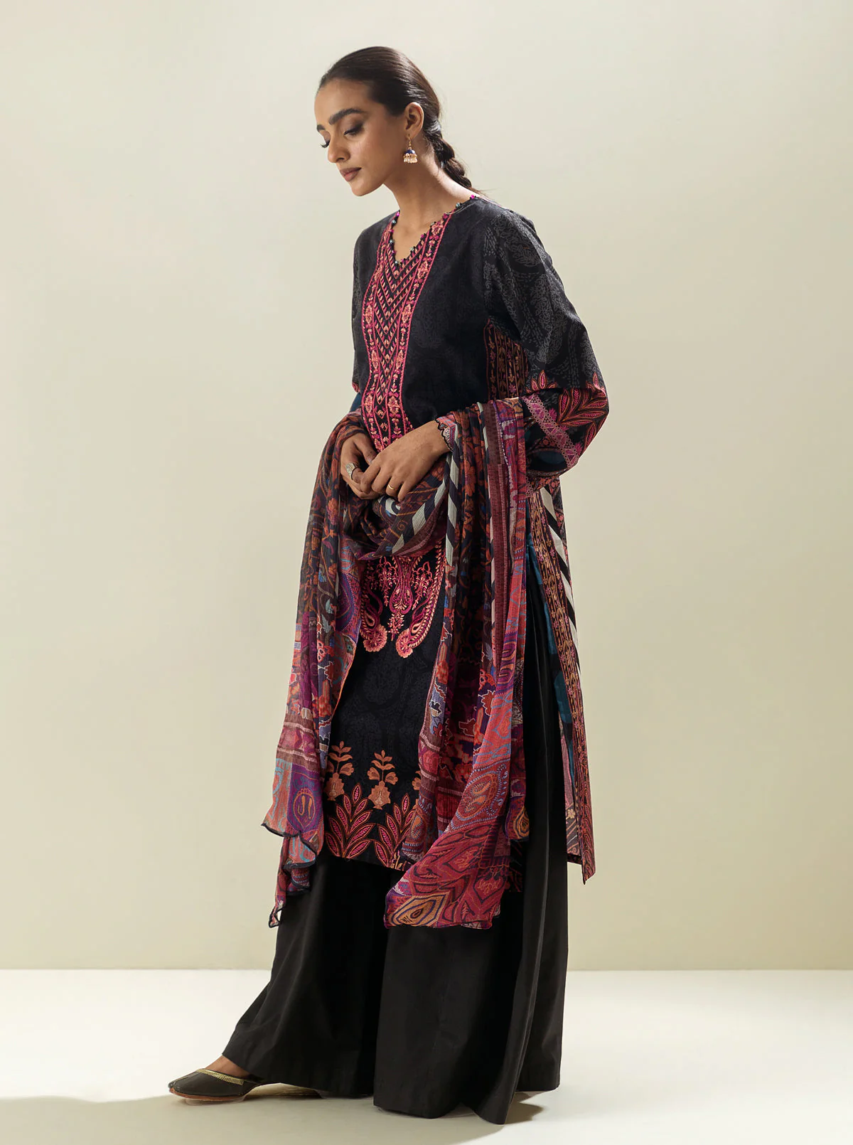 3 PIECE - EMBROIDERED LAWN SUIT - EBONY MYSTERY - Image 2