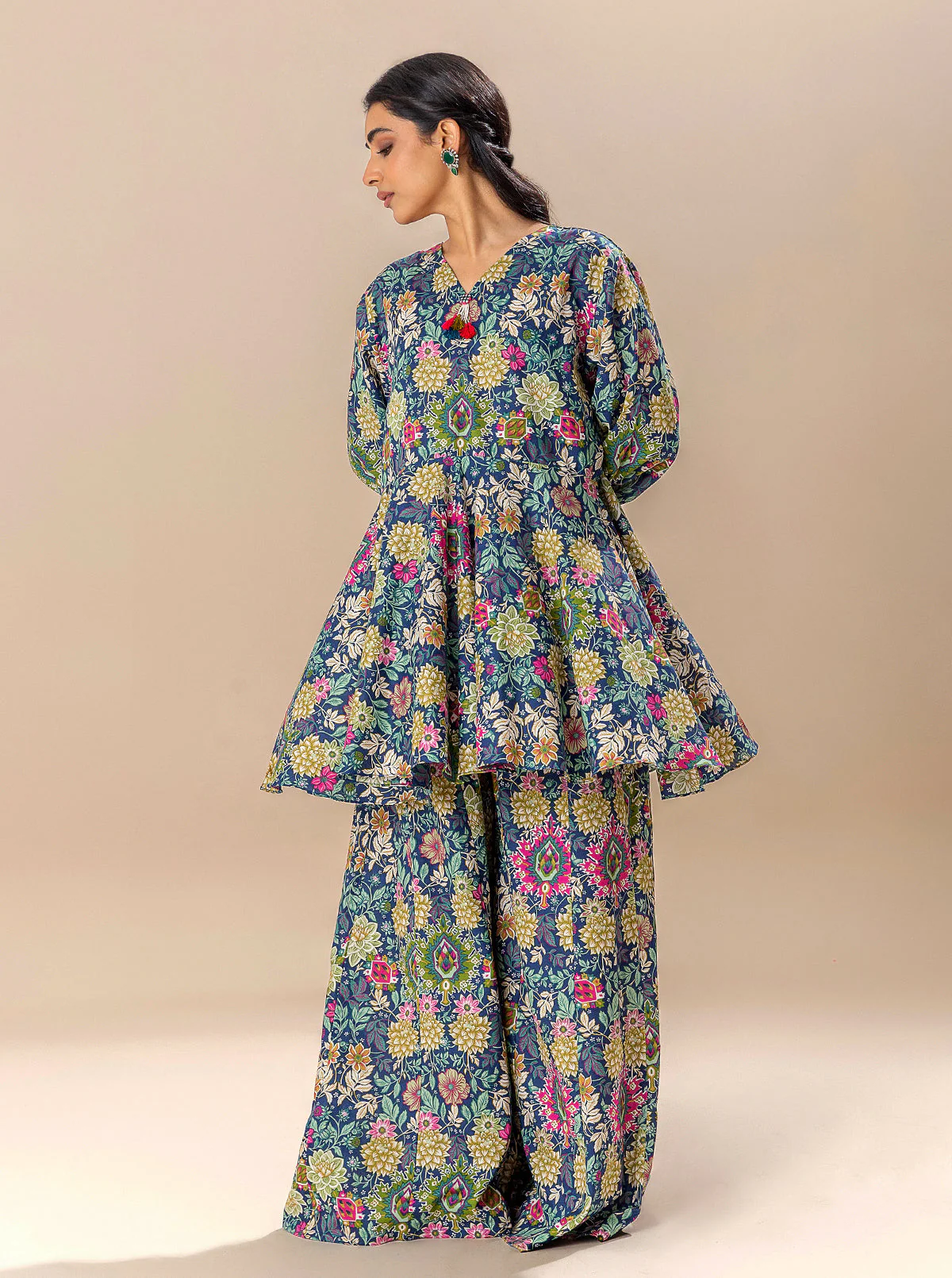 2 PIECE PRINTED LAWN SUIT-VIVID BLOOM (UNSTITCHED) - Image 4