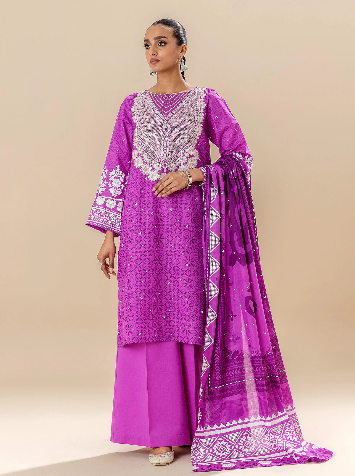 3 PIECE EMBROIDERED LAWN SUIT-CACTUS FLOWER (UNSTITCHED) - Image 4