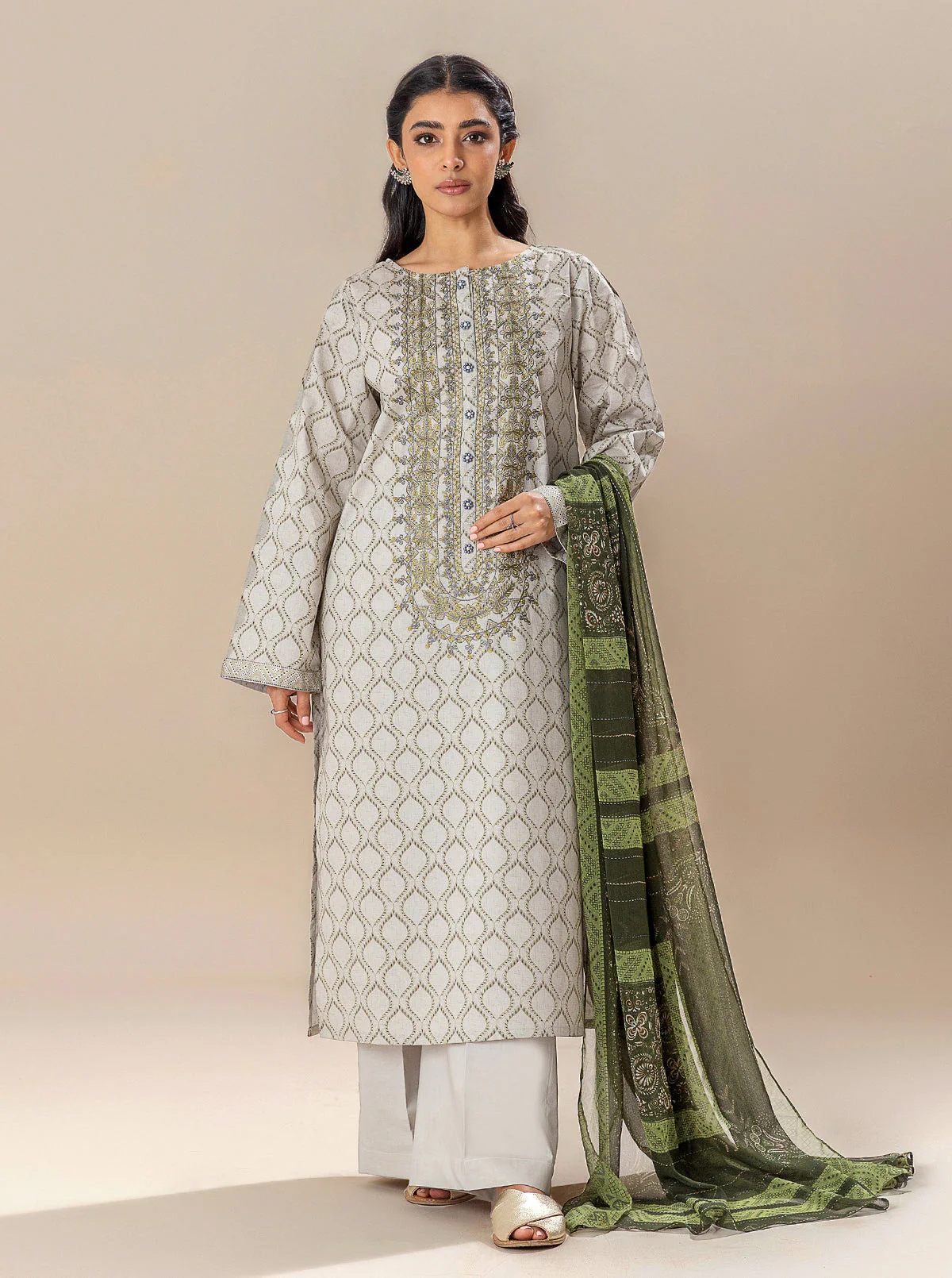 3 PIECE EMBROIDERED LAWN SUIT-CLOUD DANCE (UNSTITCHED) - Image 2