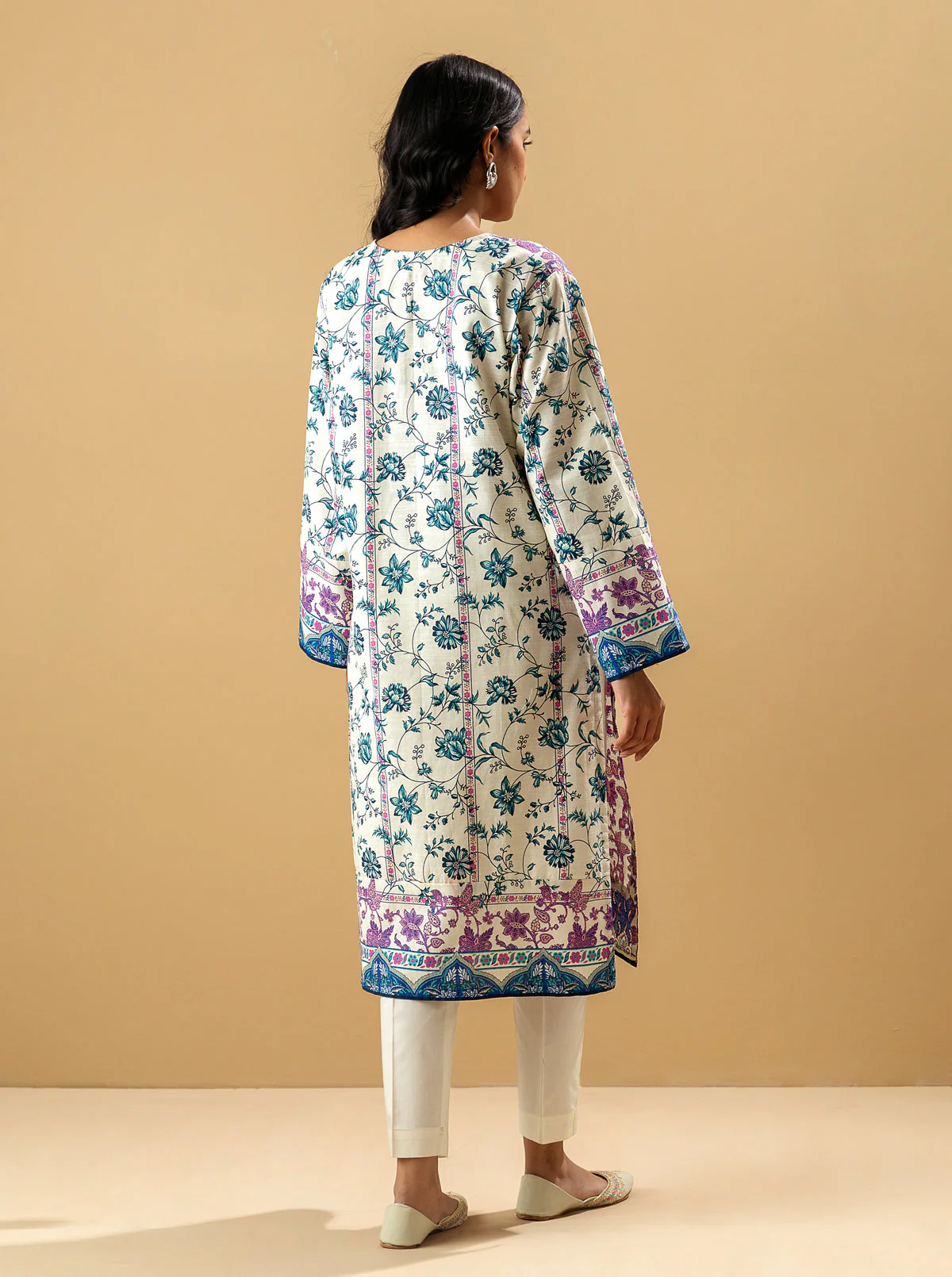 2 PIECE - PRINTED KHADDAR SUIT - GARDENIA - Image 4