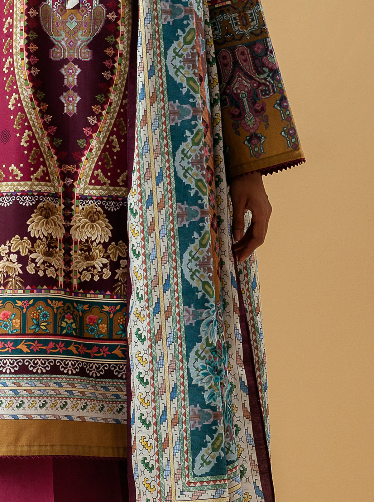 3 PIECE - PRINTED KHADDAR SUIT - PLUM ROCOCO - Image 3