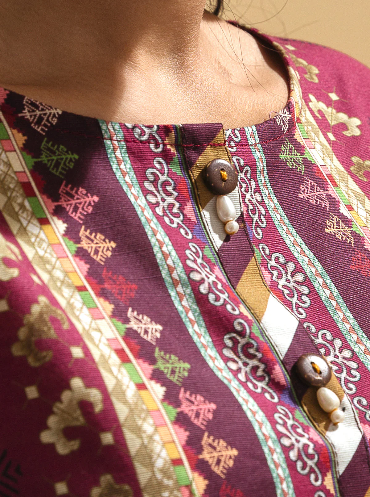 3 PIECE - PRINTED KHADDAR SUIT - PLUM ROCOCO - Image 5