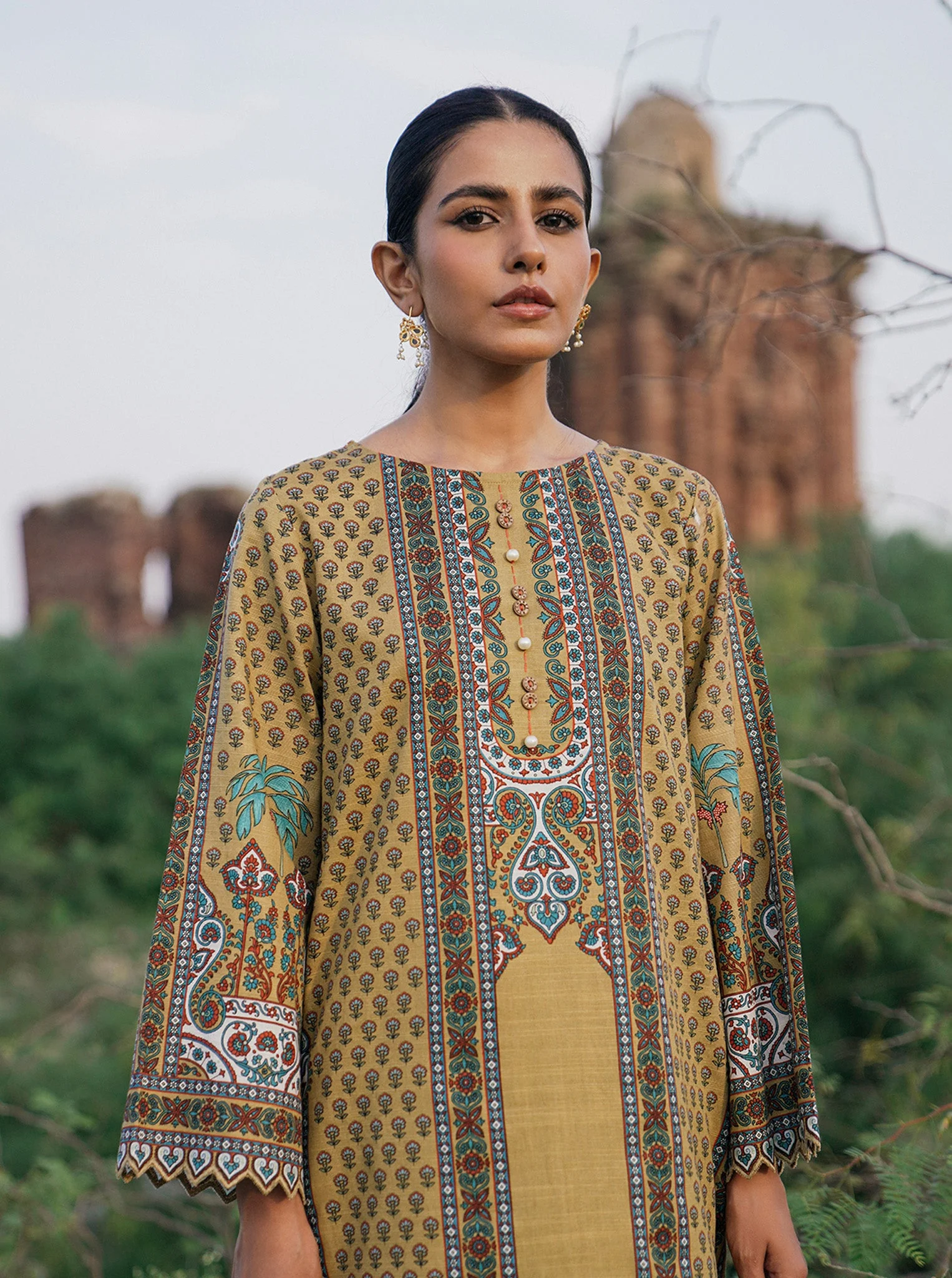 2 PIECE - PRINTED KHADDAR SUIT - GOLDEN SPRUCE - Image 2