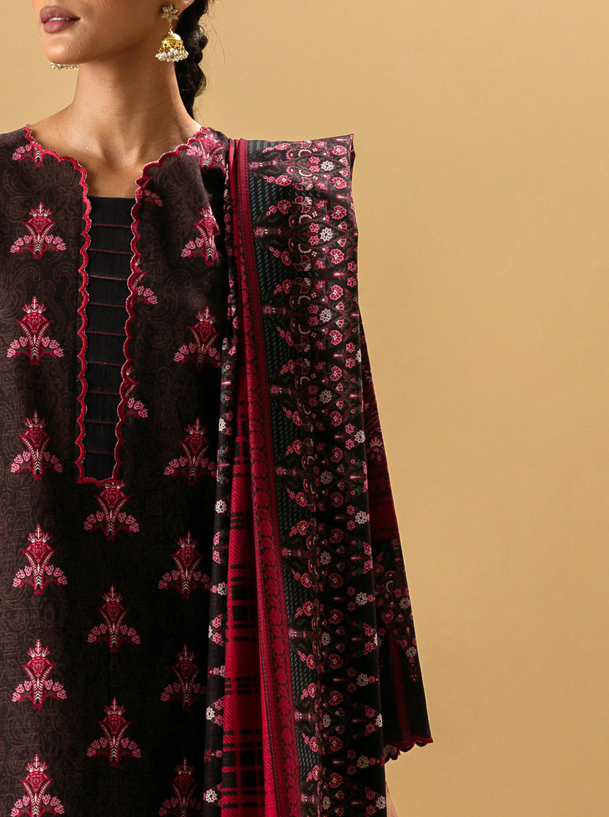 3 PIECE - PRINTED KHADDAR SUIT - SIENNA DREAMS - Image 2