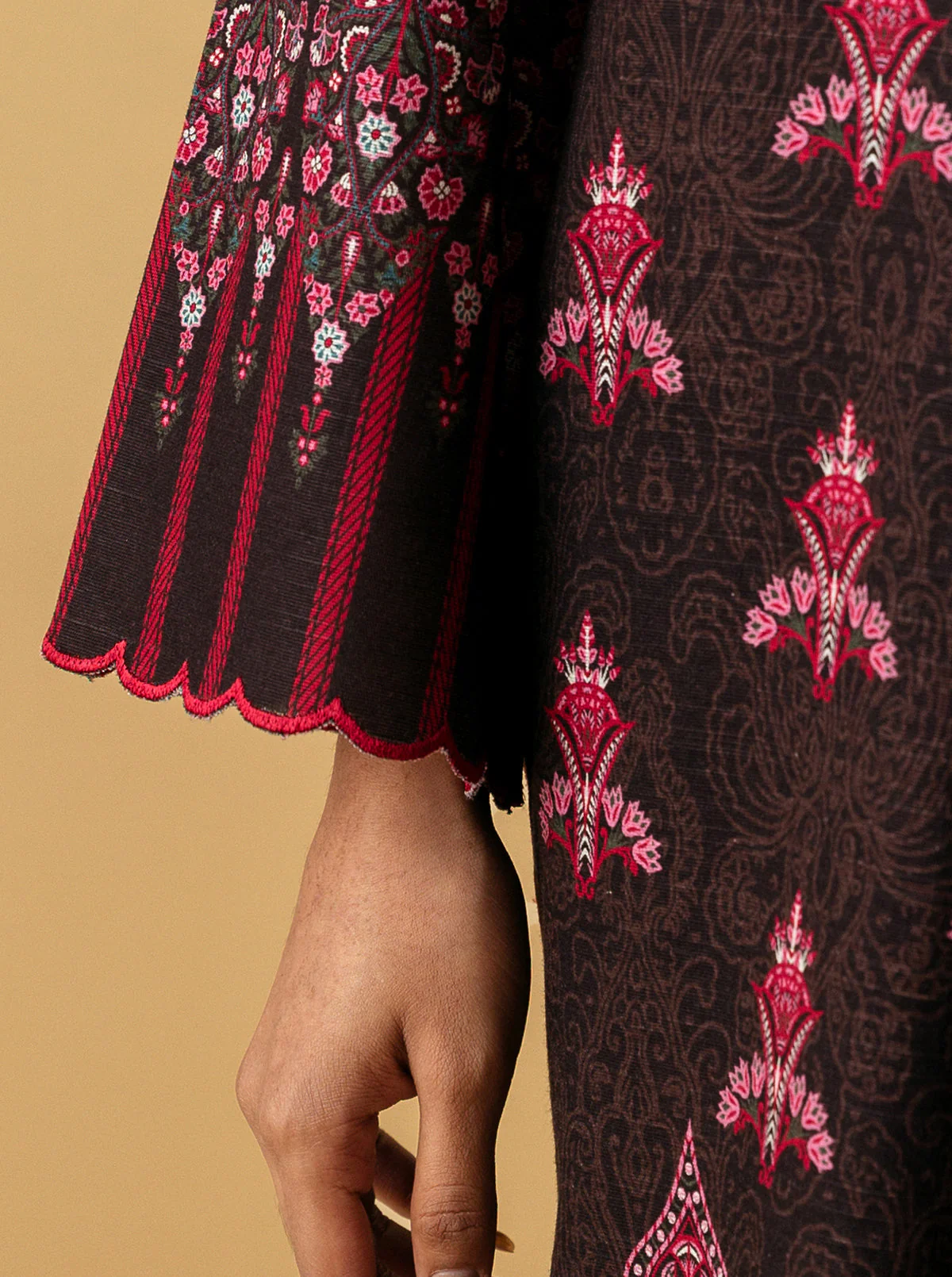 3 PIECE - PRINTED KHADDAR SUIT - SIENNA DREAMS - Image 3
