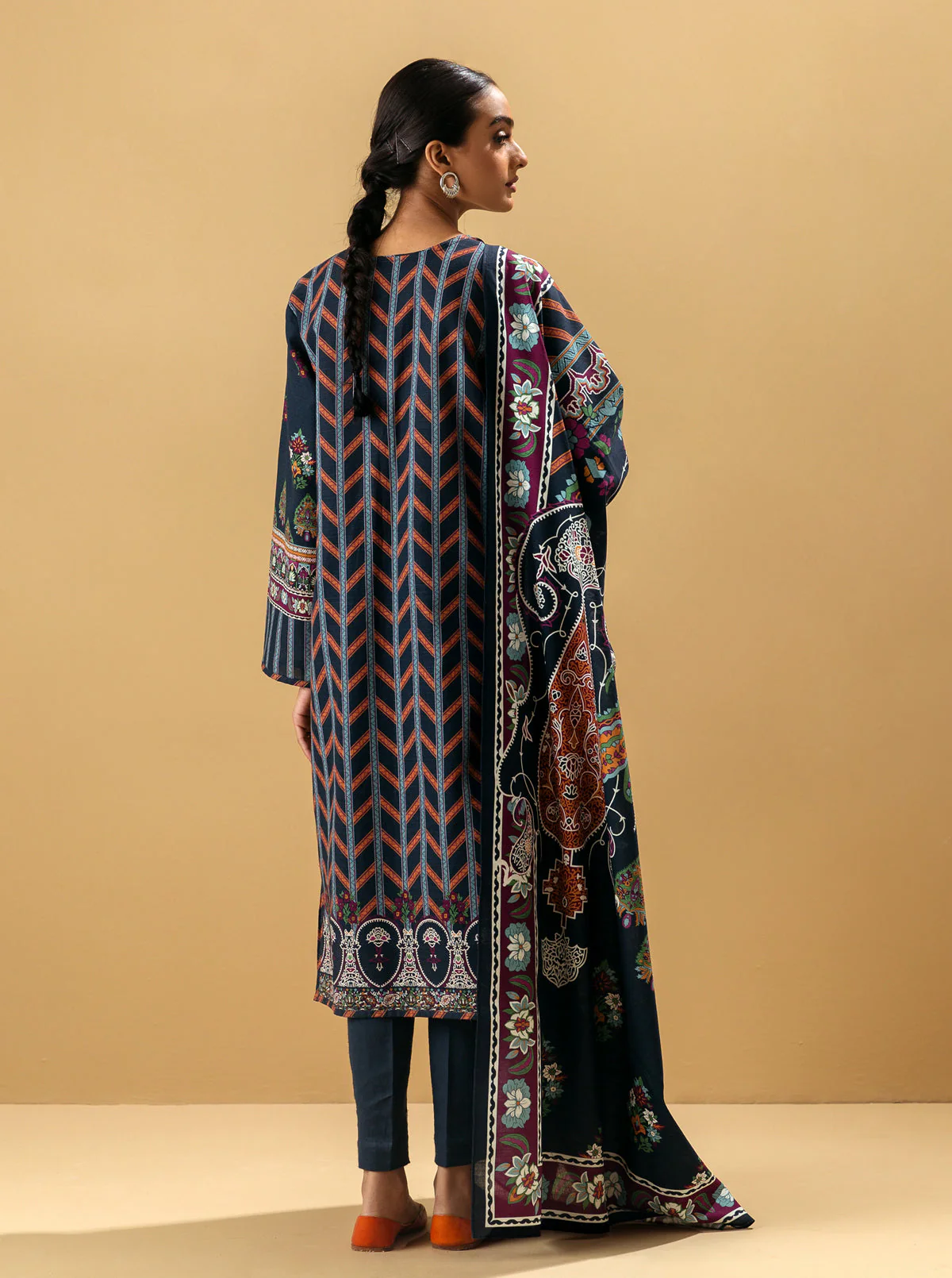3 PIECE - PRINTED KHADDAR SUIT - FADED DENIM - Image 5
