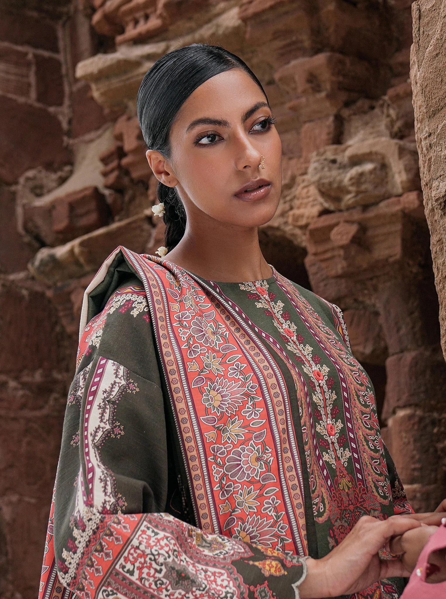 3 PIECE - PRINTED KHADDAR SUIT - MALACHITE - Image 2