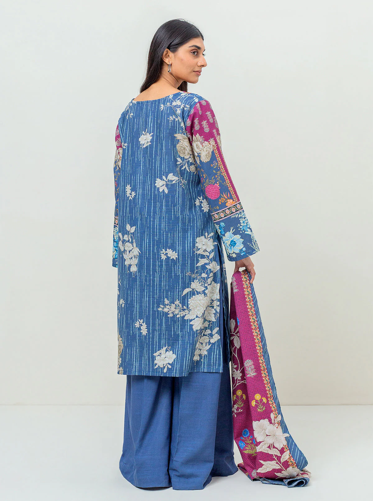 3 PIECE - PRINTED KHADDAR SUIT - MISTY SEA - Image 3