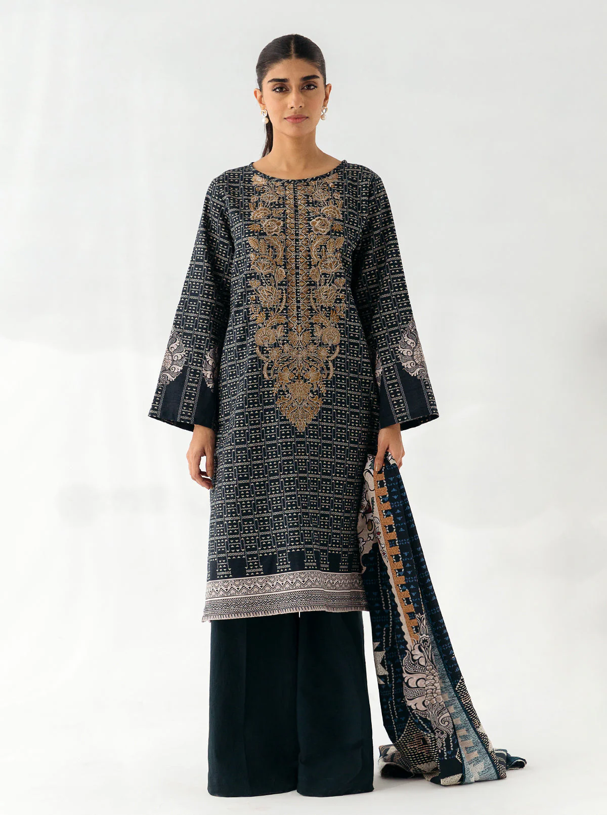 3 PIECE - EMBROIDERED KHADDAR SUIT - NIGHTY SILVER - Image 2