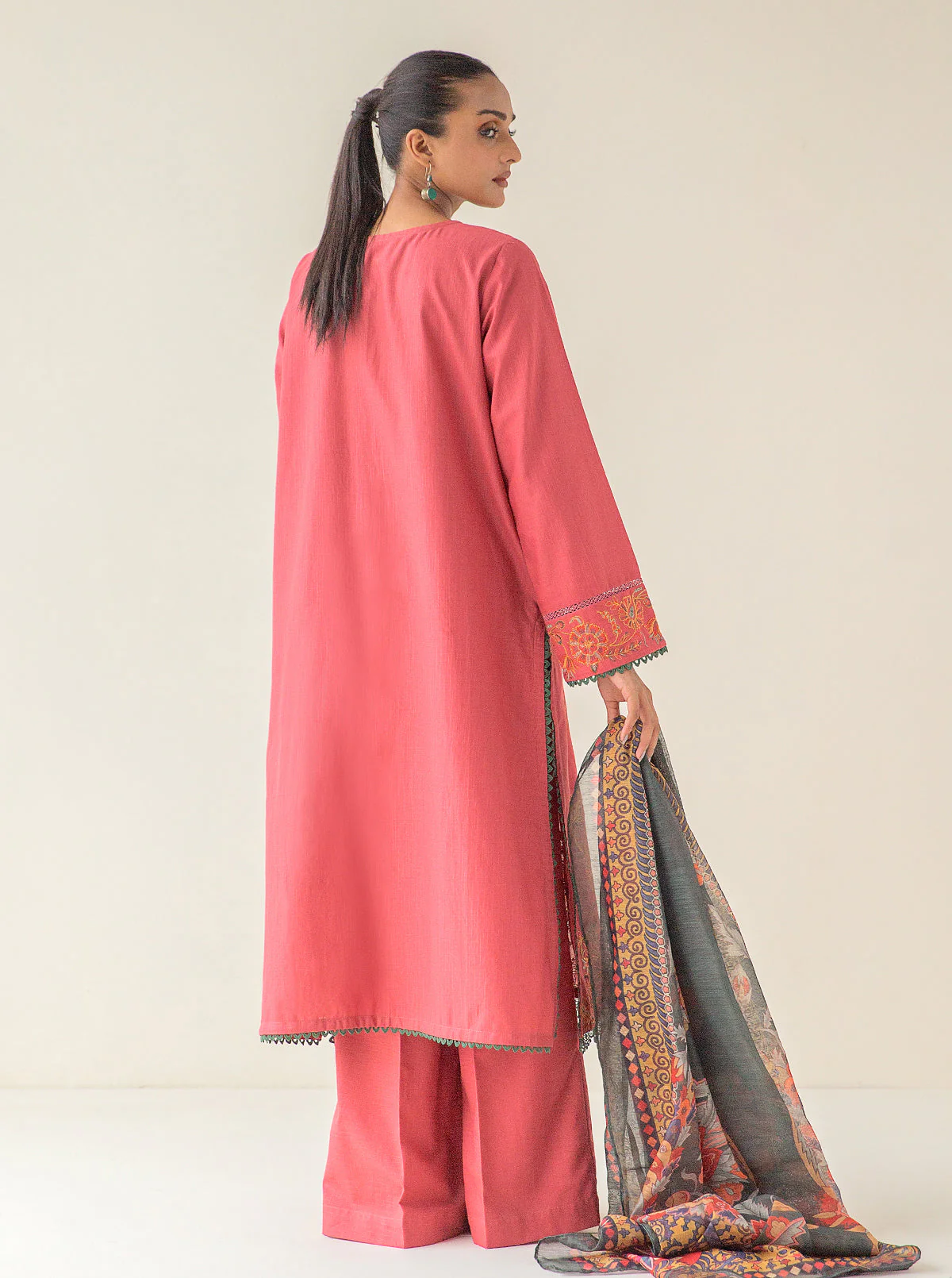 3 PIECE - EMBROIDERED KHADDAR SUIT - GRAND LOTUS - Image 3