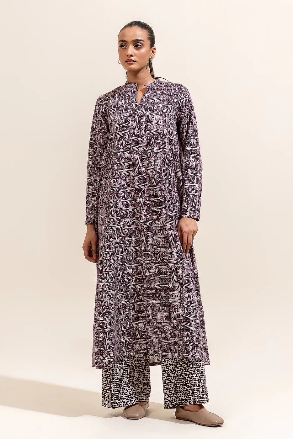 2 PIECE PRINTED KHADDAR SUIT-MAGENTA MAZE (UNSTITCHED) - Image 2