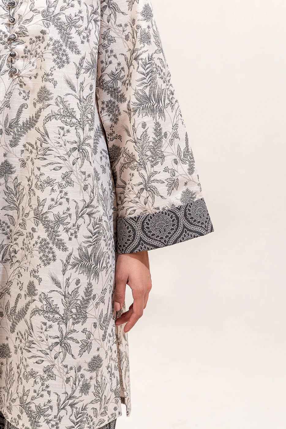 2 PIECE PRINTED KHADDAR SUIT-WHISPER ASH (UNSTITCHED) - Image 5