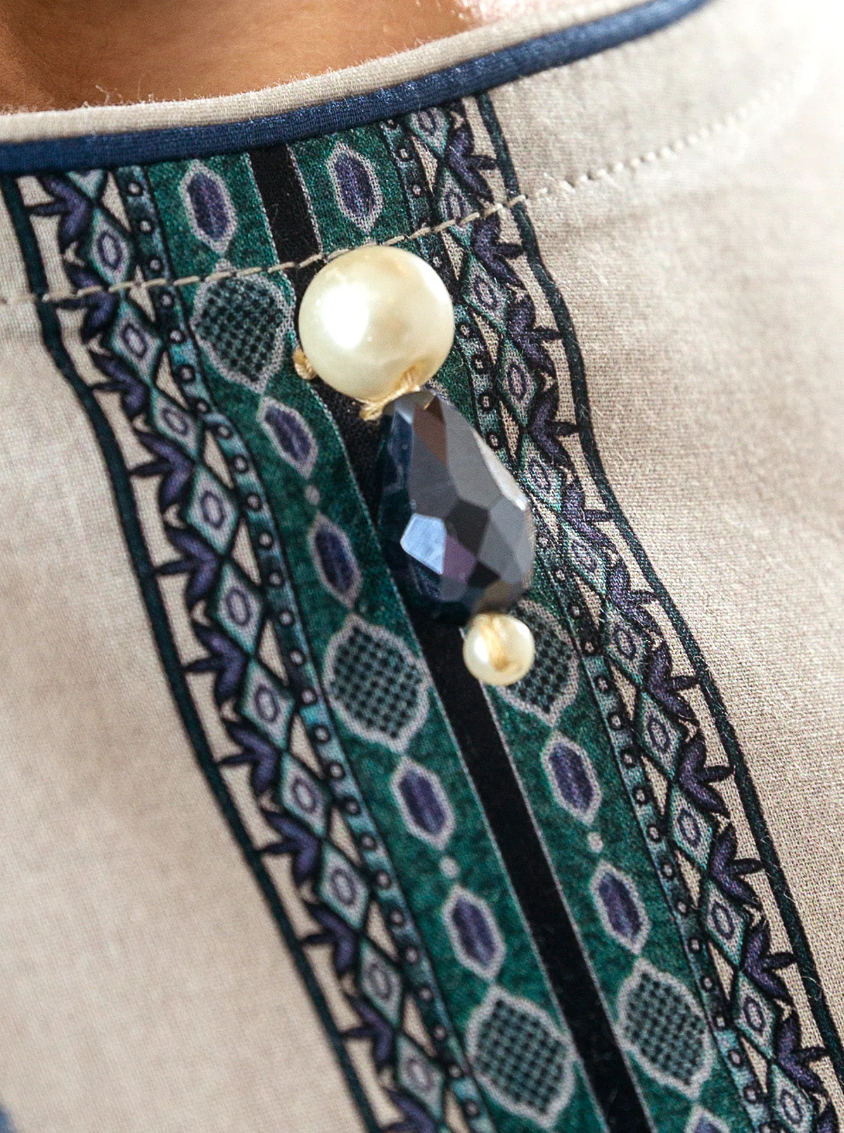 1 PIECE - PRINTED LAWN SHIRT - GREY FROST - Image 3