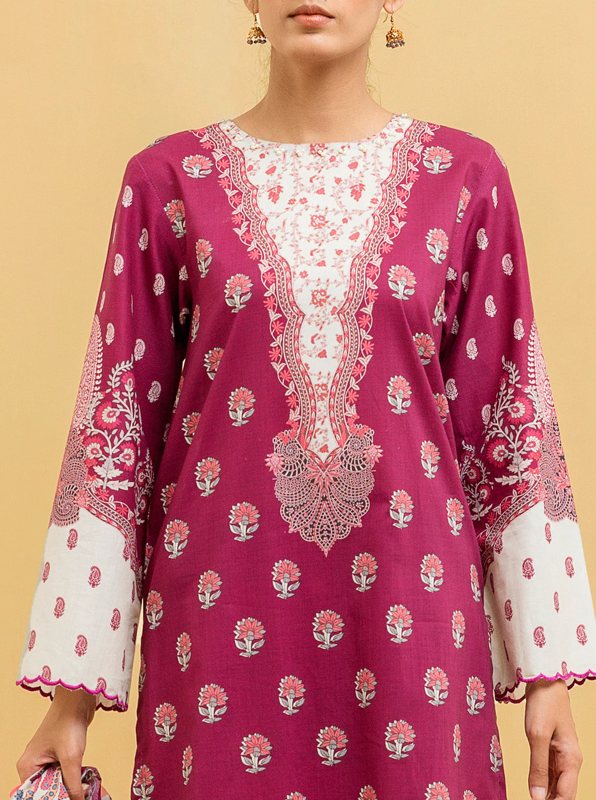 3 PIECE - PRINTED LAWN SUIT - ELEGANT FUCHSIA - Image 4