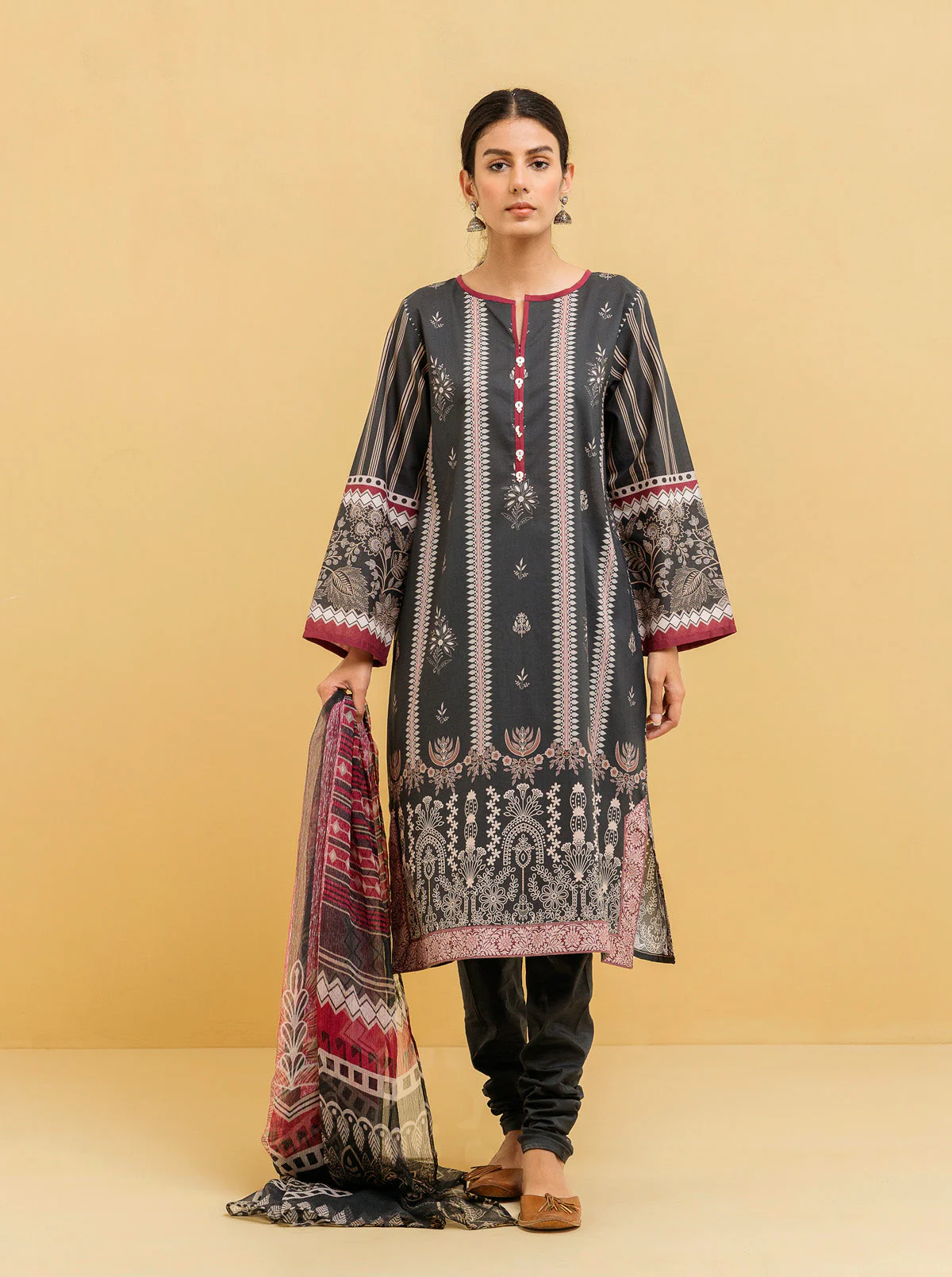 3 PIECE - PRINTED LAWN SUIT - GRACE GLORIA - Image 3