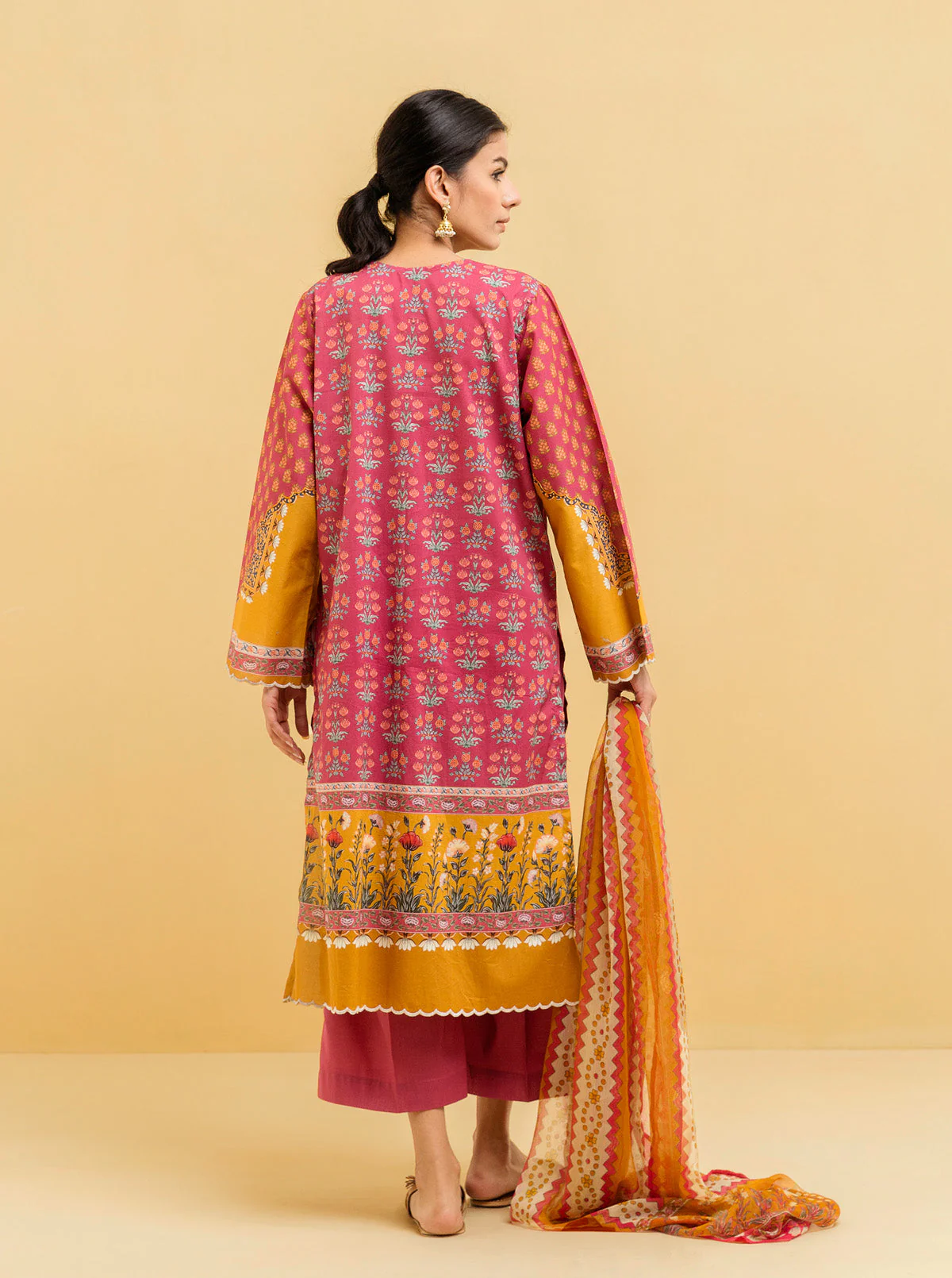 3 PIECE - PRINTED LAWN SUIT - BLOOMING BOUQUET - Image 6