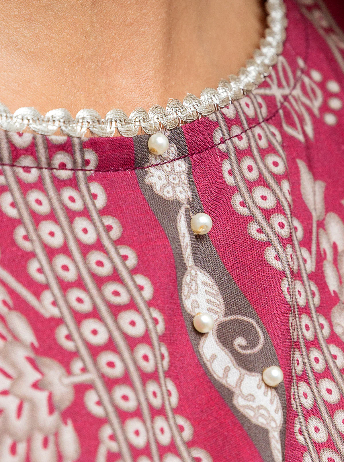 3 PIECE - PRINTED LAWN SUIT - LUSCIOUS ROUGE - Image 5