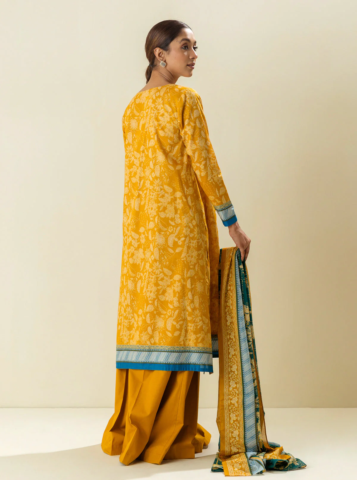 2 PIECE - EMBROIDERD LAWN SUIT - SUNSET STREAM - Image 3