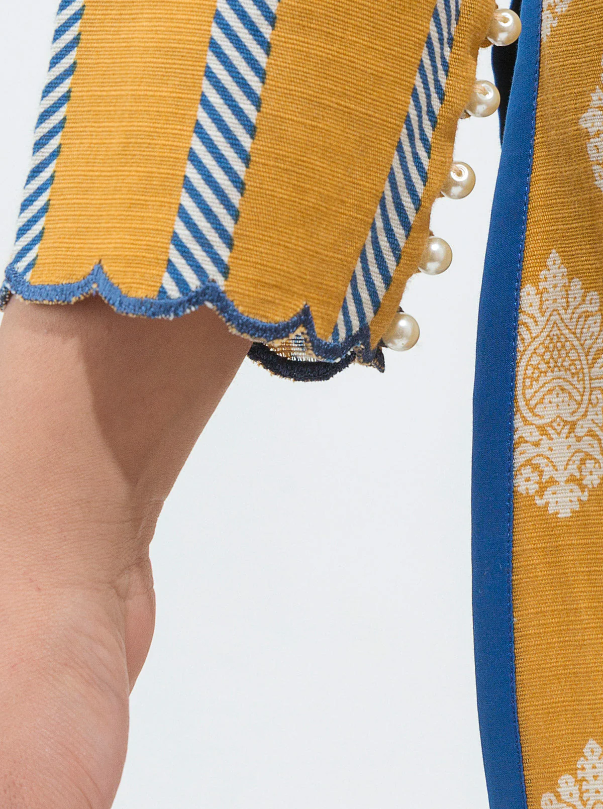 3 PIECE - PRINTED KHADDAR SUIT - ANTIQUE  DECO - Image 5