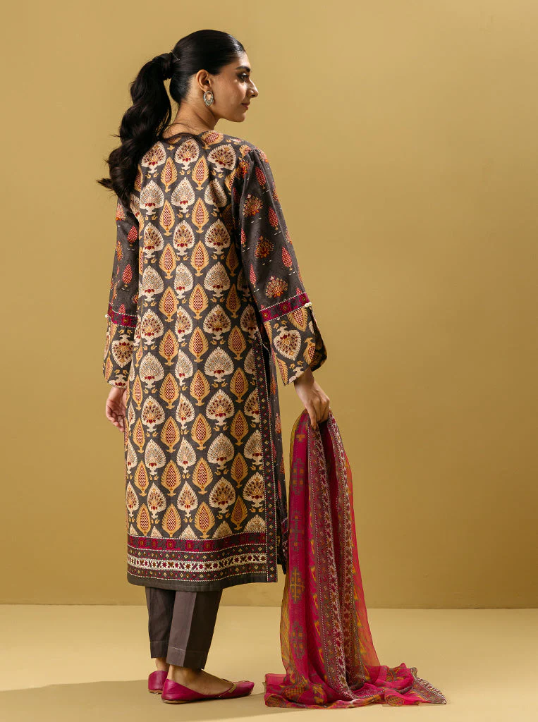 3 PIECE - PRINTED KHADDAR SUIT - CONCRETER HERITAGE - Image 3