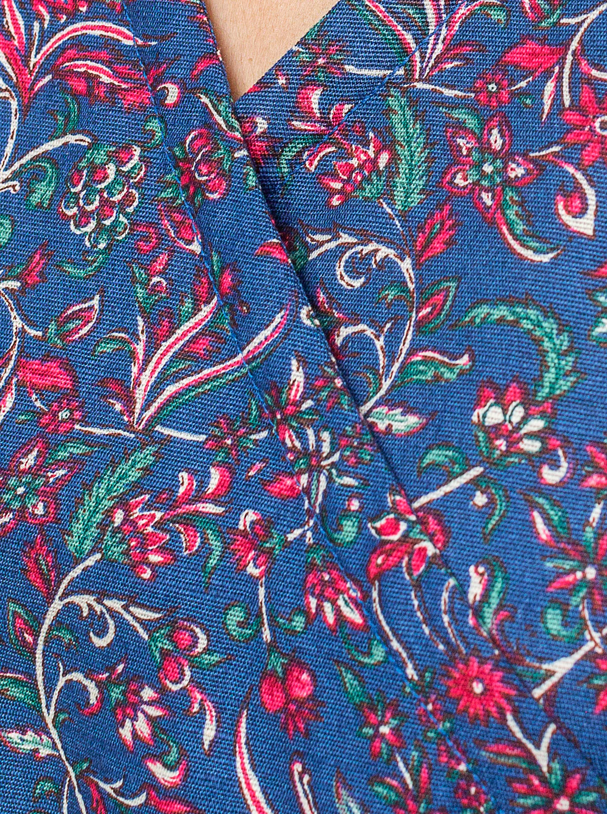 2 PIECE - PRINTED KHADDAR SUIT - DARK FOLIAGE - Image 3