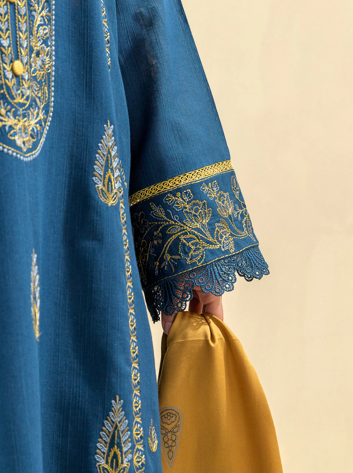3 PIECE - EMBROIDERED  KHADDAR SUIT - ENDLESS SEA - Image 5