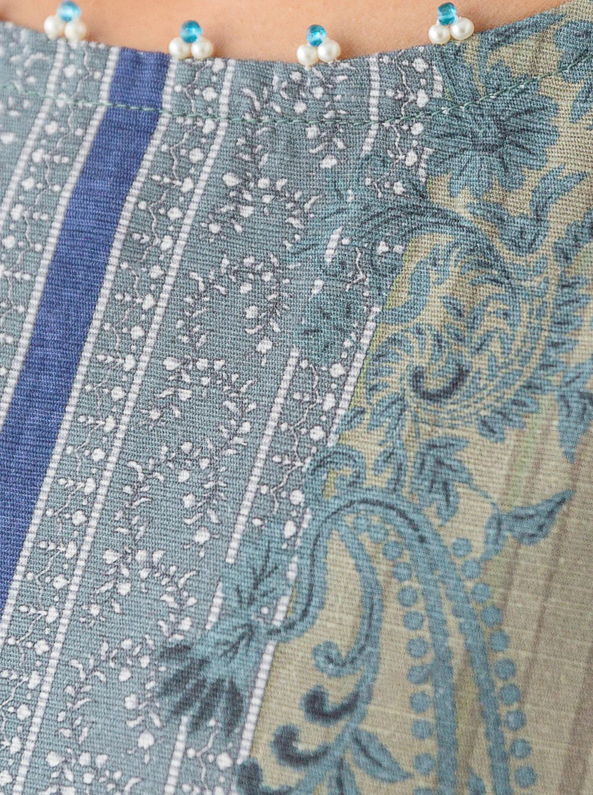 3 PIECE - PRINTED KHADDAR SUIT - MARGARITA MOON - Image 4