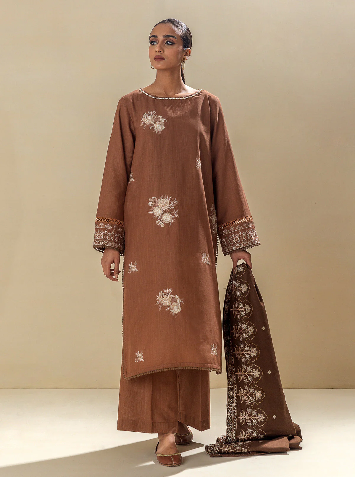 3 PIECE - EMBROIDERED KHADDAR SUIT WITH EMBROIDERED SHAWL - EARTHY HUES - Image 2