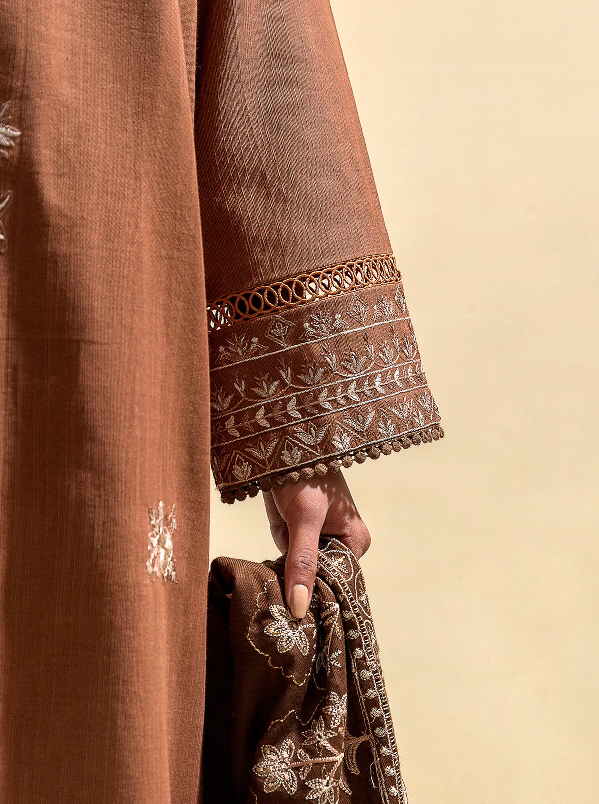 3 PIECE - EMBROIDERED KHADDAR SUIT WITH EMBROIDERED SHAWL - EARTHY HUES - Image 4