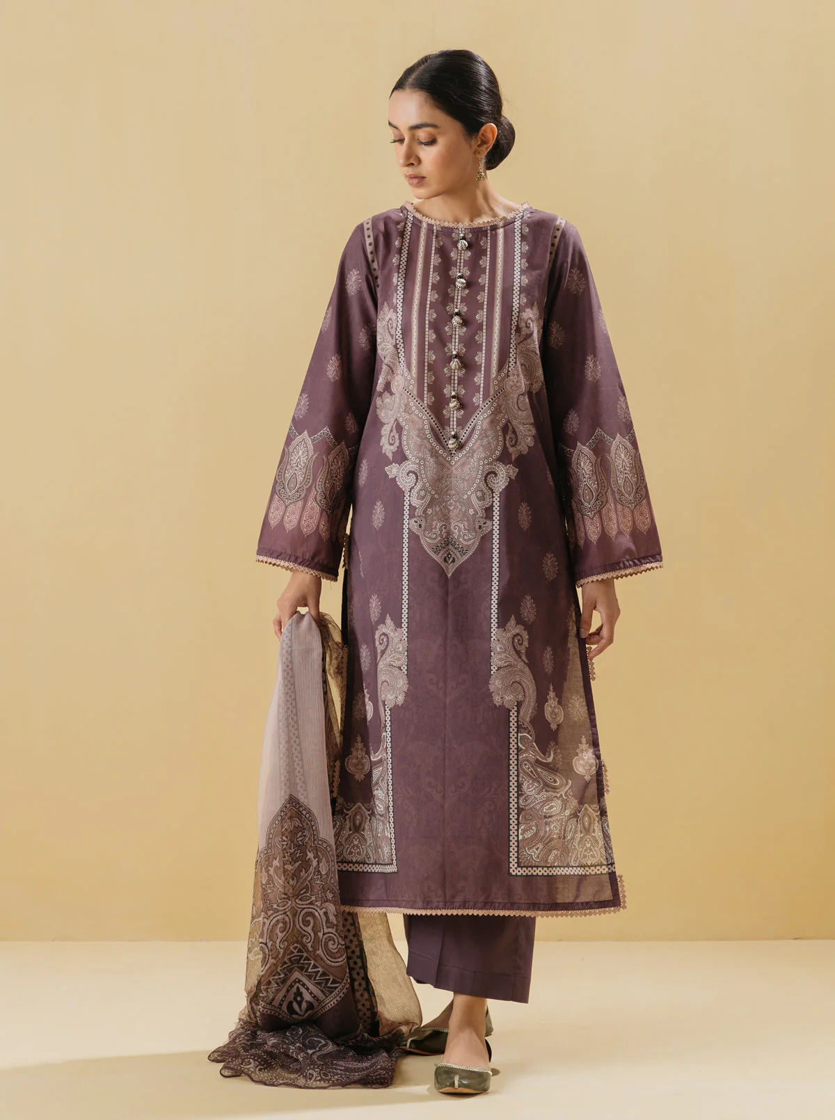 3 PIECE - PRINTED LAWN SUIT - VINTAGE HUES - Image 4