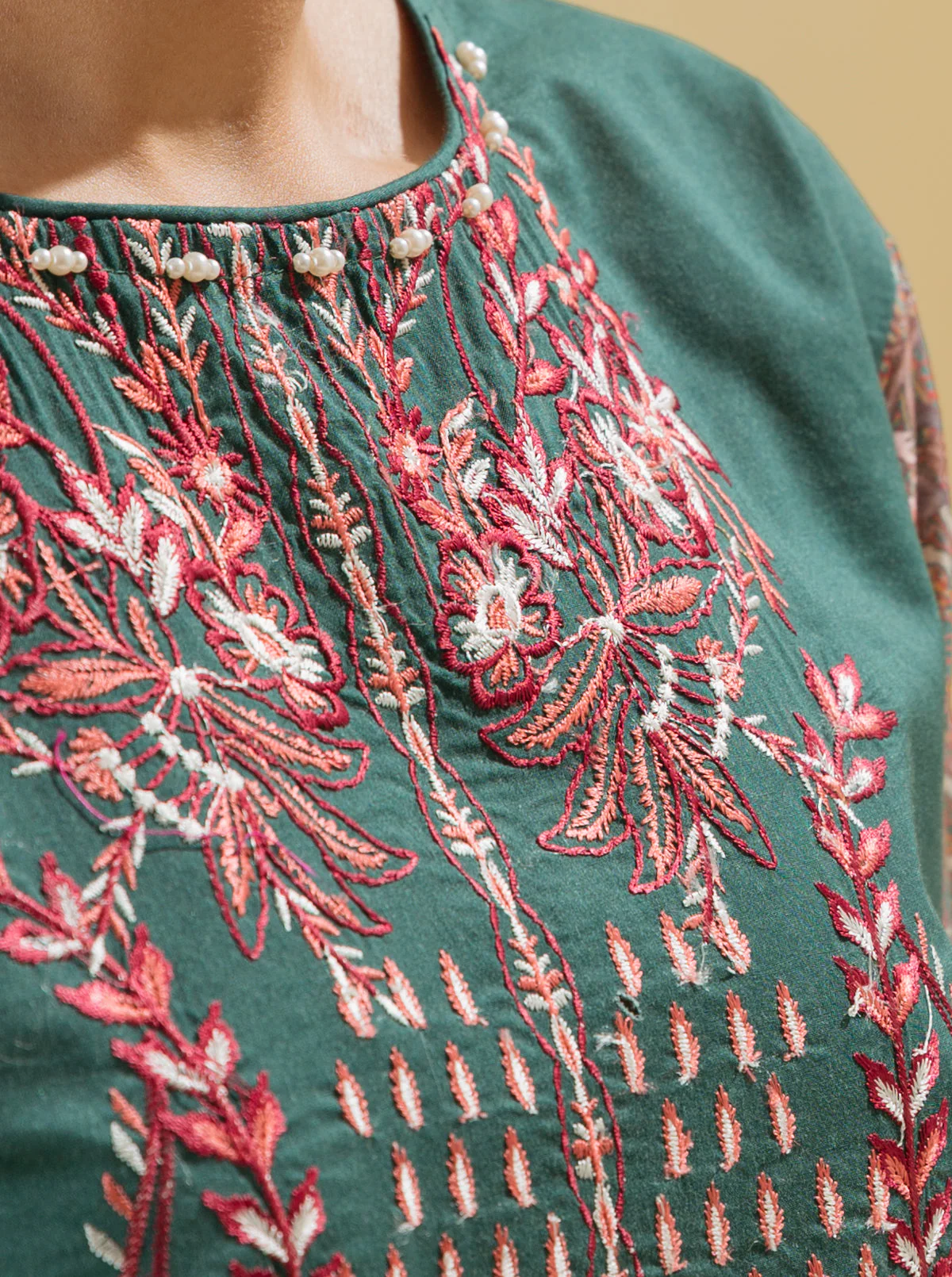 3 PIECE - EMBROIDERED LAWN SUIT - ANTIQUE PAISLEY - Image 3