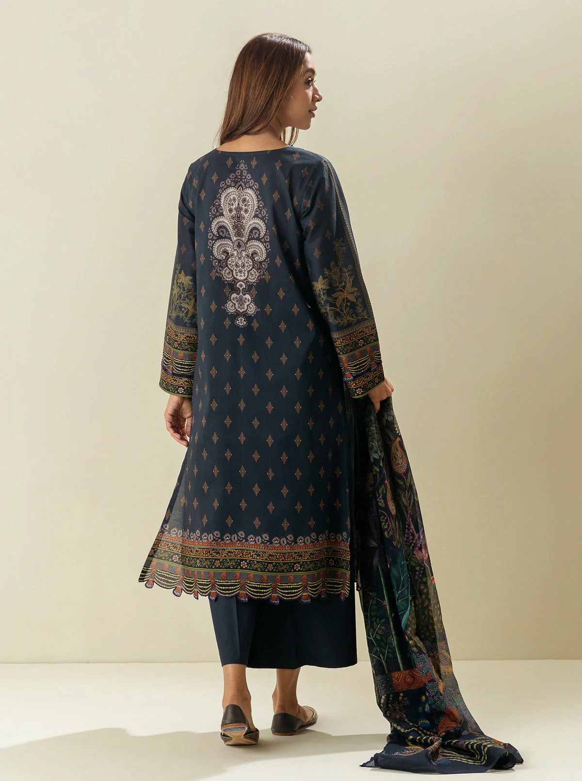 3 PIECE - PRINTED  LAWN SUIT - ODYSSEY GREY - Image 3