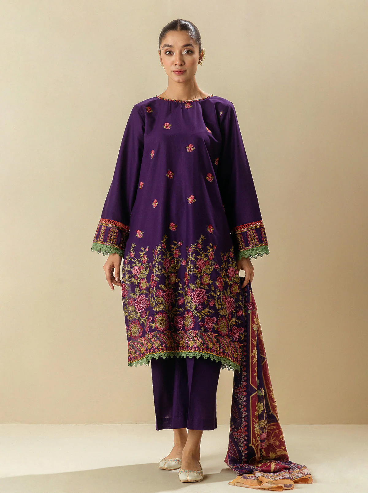 3 PIECE - EMBROIDERED LAWN SUIT -ROYAL LILAC - Image 2