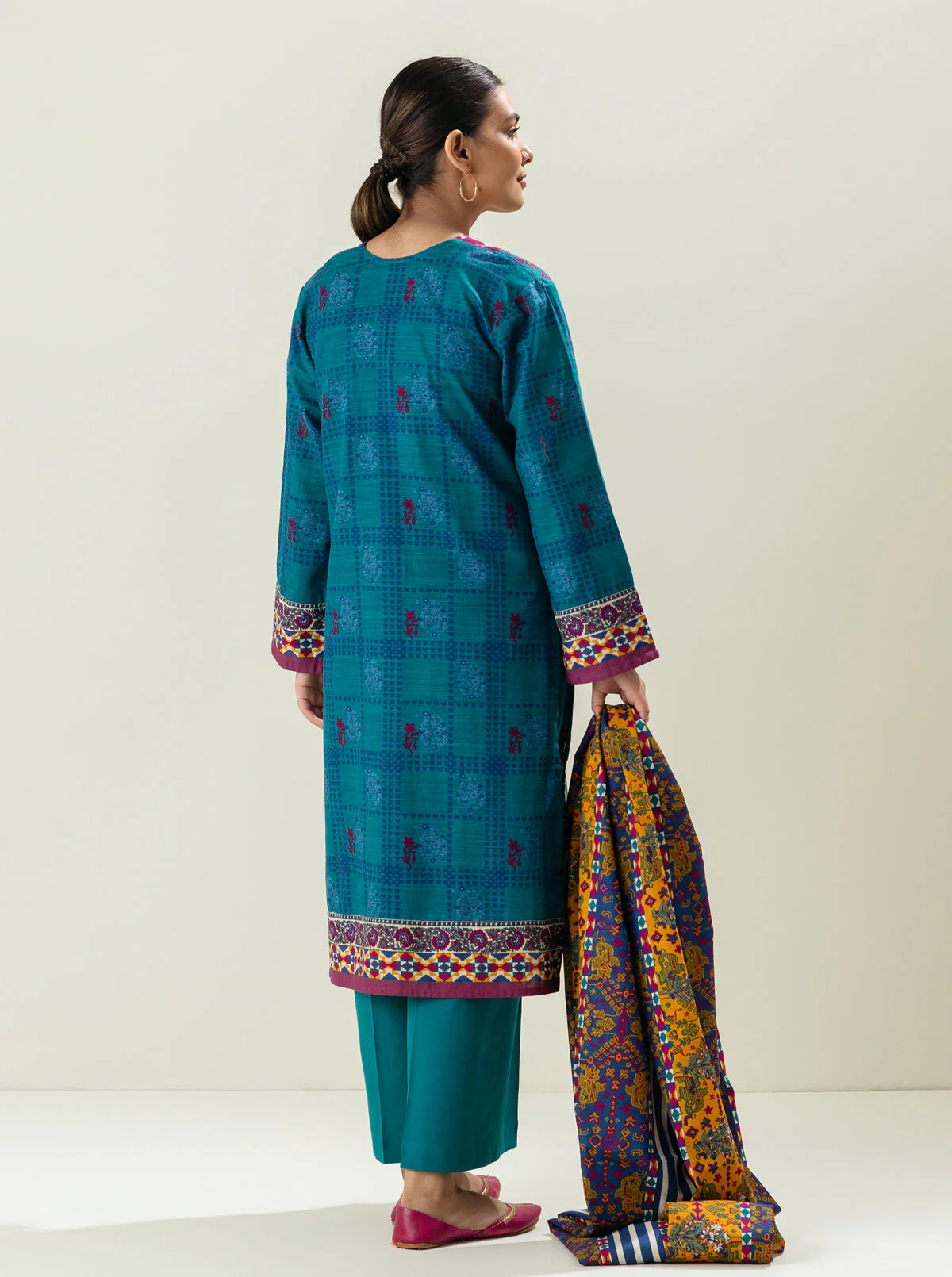 3 PIECE - PRINTED KHADDAR SUIT - CASCADES - Image 5