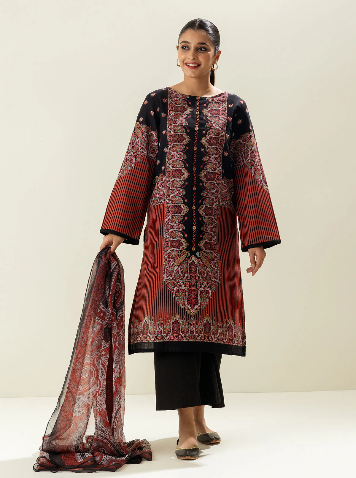 3 PIECE - PRINTED KHADDAR SUIT - SMOKY SALMON - Image 2