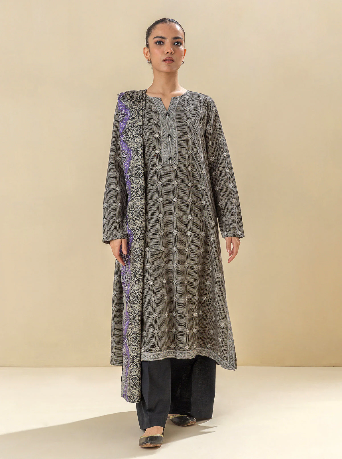3 PIECE - PRINTED KHADDAR SUIT - ACCENT ZONE - Image 2