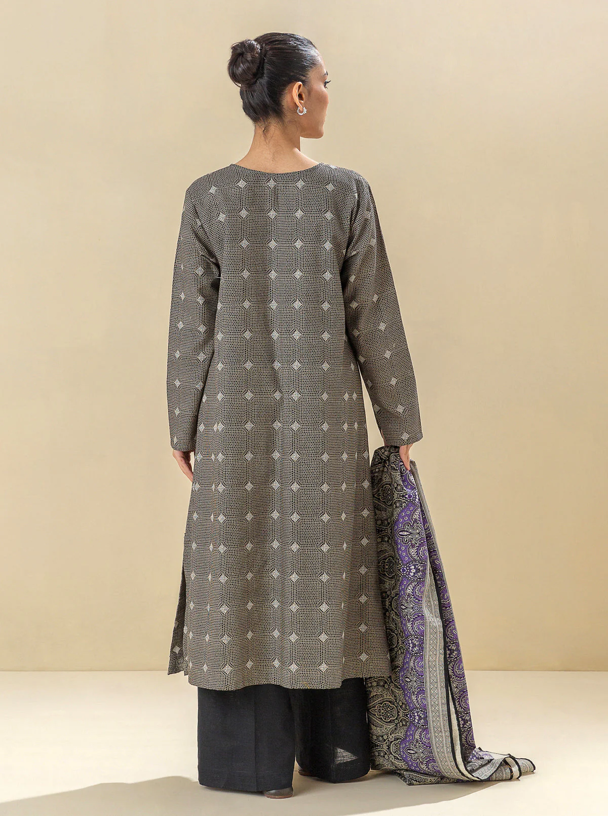 3 PIECE - PRINTED KHADDAR SUIT - ACCENT ZONE - Image 4