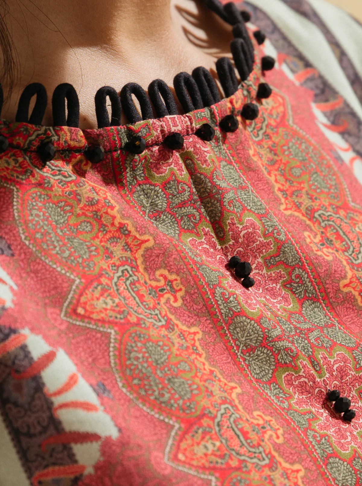 2 PIECE - PRINTED LAWN SUIT - URBAN CHIC - Image 3
