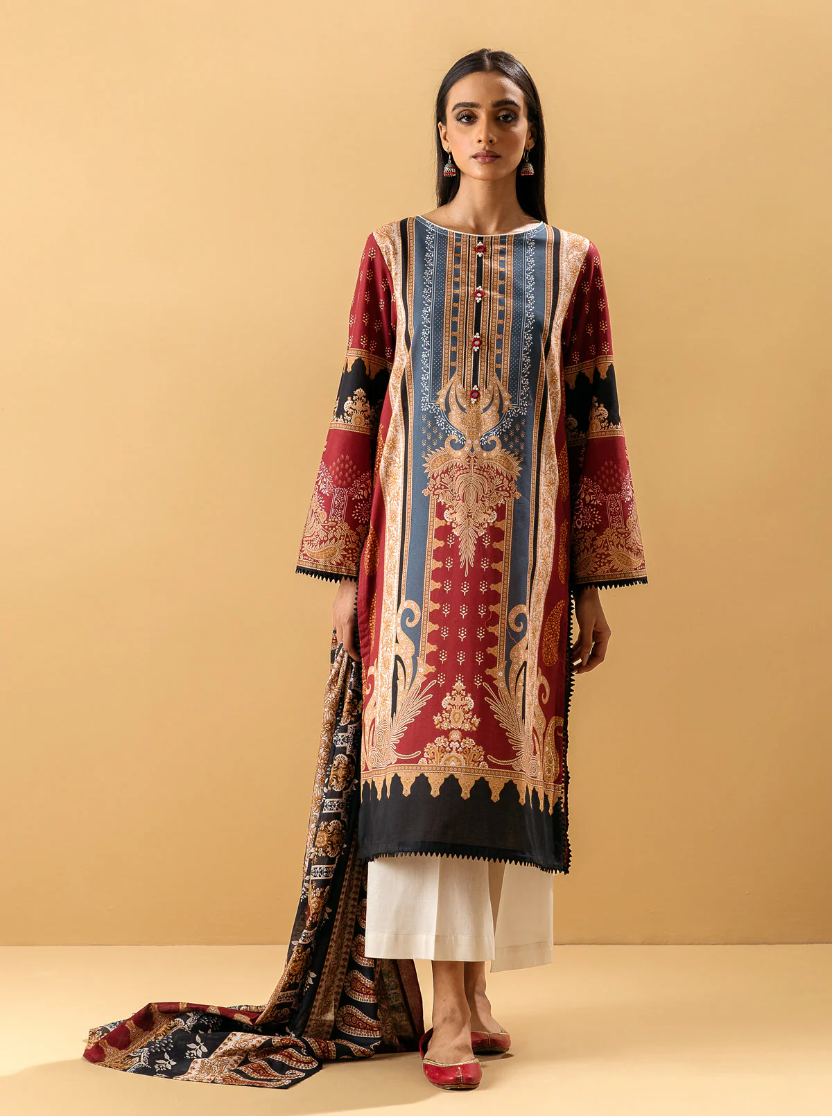 2 PIECE - PRINTED LAWN SUIT - CRIMSON PAISLEY - Image 4