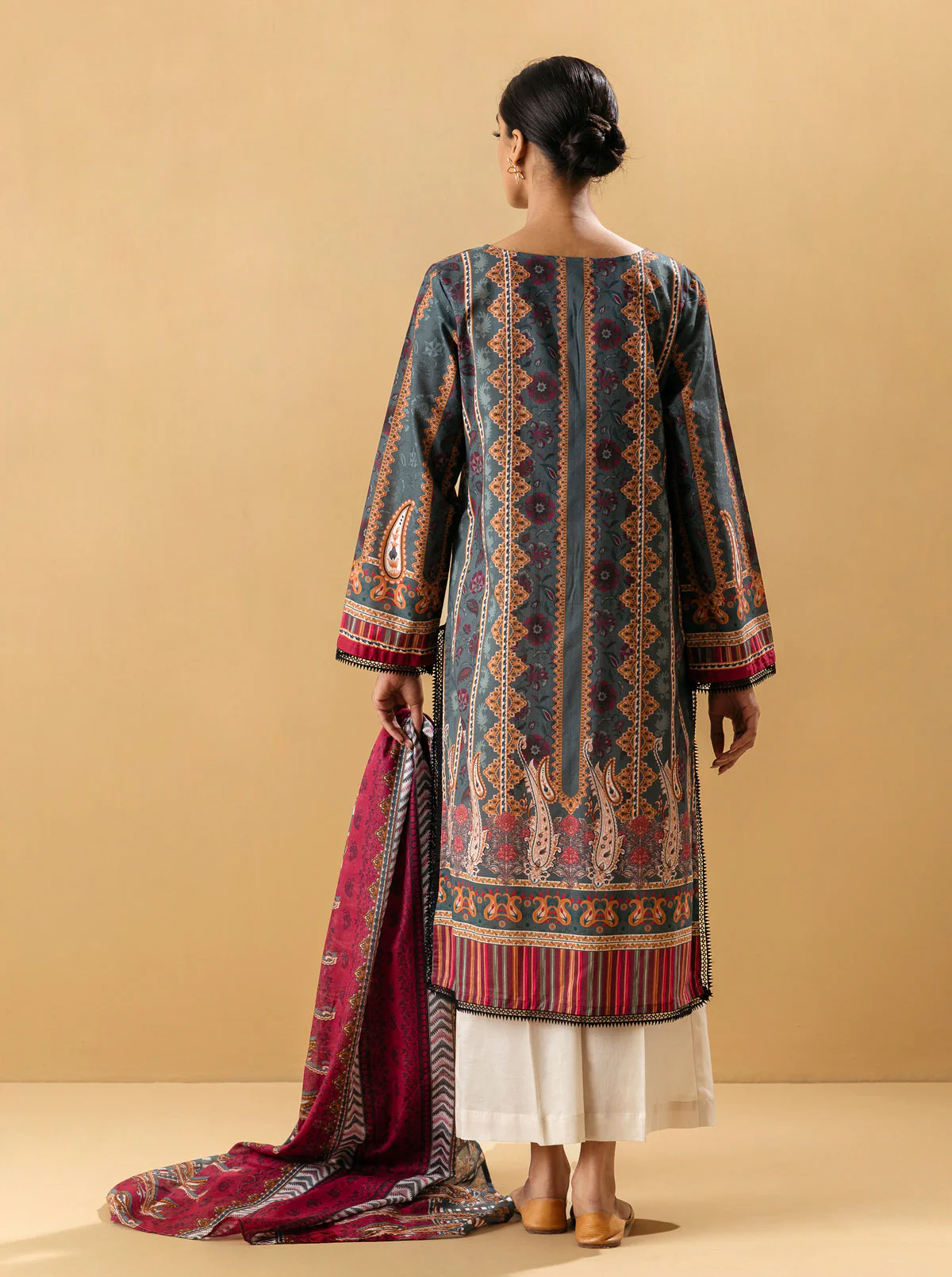 2 PIECE - PRINTED LAWN SUIT - ANTIQUE OPAL - Image 5