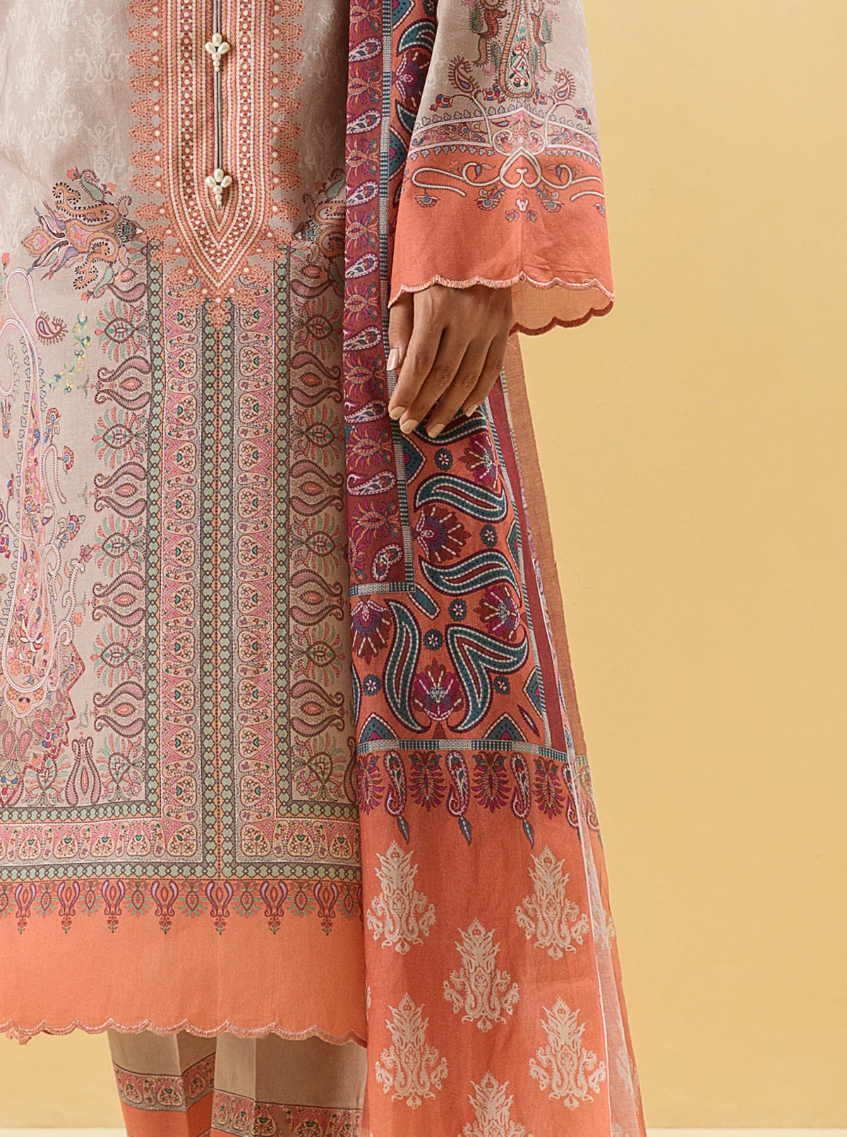 3 PIECE - PRINTED LAWN SUIT - CLASSIC PAISLEY - Image 2