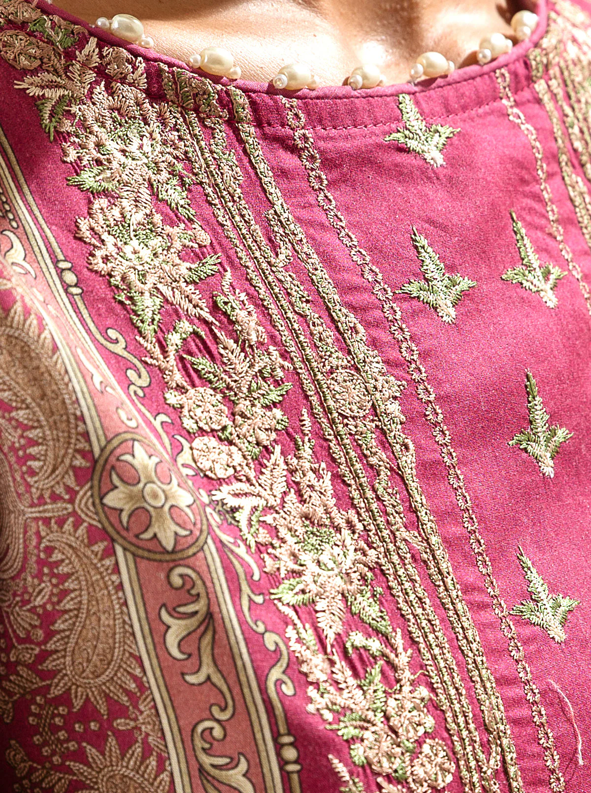 3 PIECE - EMBROIDERED LAWN SUIT - ETERNAL BLISS - Image 3